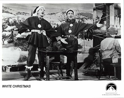 #ad White Christmas Bing Crosby amp; Danny Kaye Movie Still 8x10quot; 1989 Photo $9.99
