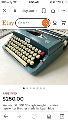#ad Antique Vintage Royal Quiet De Luxe Typewriter w Carrying Case Circa 50s Rare $75.00