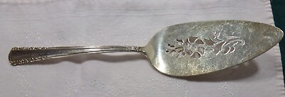 #ad Vintage Holmes amp; Edwards MAY QUEEN SILVER PLATE PASTRY CAKE SERVICE Nice 10quot; $16.00