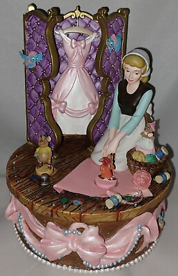 #ad VTG Disney Cinderella Music Box Figurinequot; A Dream is a Wish Your Heart Makesquot; $225.00