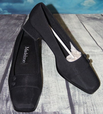 #ad Madeline Stuart Womens Black Crepe Low Heels Pumps Shoes Size 7.5M NEW $20.85