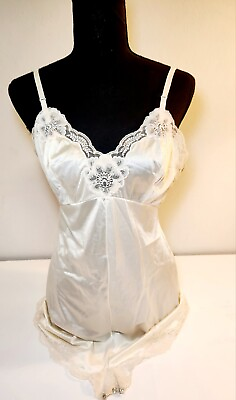 #ad SEARS VINTAGE Women’s Size 34 Body Suit Cami Lace Satin White With Snaps $25.00
