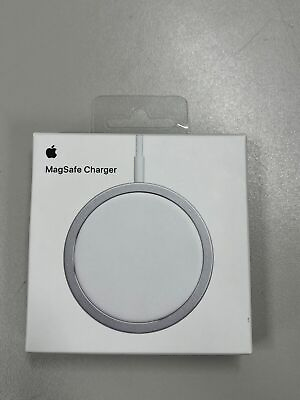 #ad New Apple MagSafe Wireless Charger with Fast Charging Capability iPhone Airpods $23.95