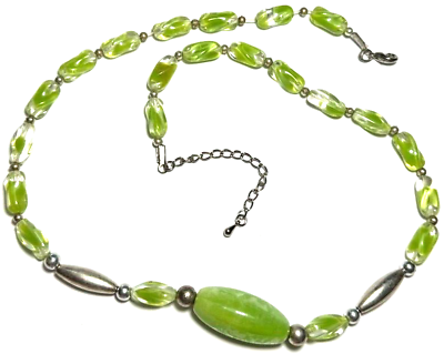 #ad Vintage Jewelry Necklace Green Glass Bead Large Silver Tone Collar Twist 35 $16.99