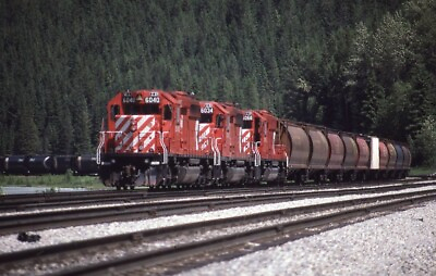 #ad CP 6040 CANADIAN PACIFIC Railroad Train Locomotive FIELD BC Original Photo Slide $4.99
