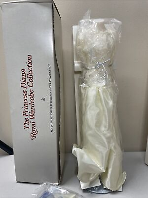 #ad Princess Diana Royal Wardrobe Danbury Mint White Lace And Taffeta Gown $23.99