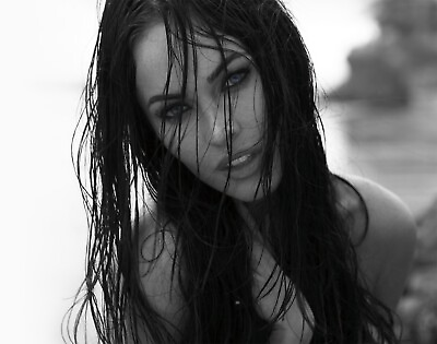 #ad Megan Fox Unsigned 8x10 Photo Head Shot 72 $5.99