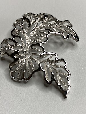 #ad Vintage Crown Trifari Leaf Pin $12.95