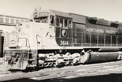 #ad Northern Pacific Railway Railroad NP #3614 SD 45 Locomotive Train Bamp;W Photograph $12.99