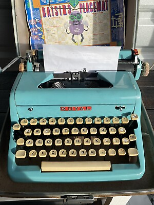 #ad Vintage Royal Quiet De Luxe Deluxe Typewriter Teal $220.00