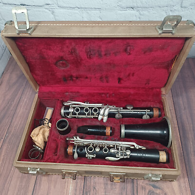 #ad LeBlanc quot;NORMANDYquot; Clarinet Vintage instrument amp; Original Case Needs cleaning $99.00