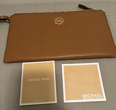 #ad NEW MICHAEL KORS Fulton Solid Brown Leather Zip Clutch Wristlet Pebbled $98 $32.75