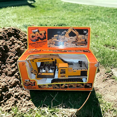 #ad Vintage 1988 New Bright CAT Excavator #245D Remote Control Construction Vehicle $79.85