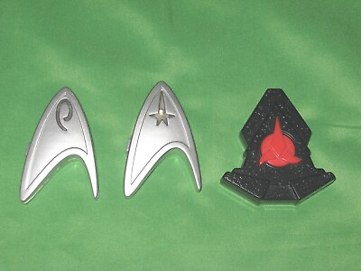 #ad Beam Up Light Badge Lot Kelloggs Star Trek Starfleet Command Engineering Klingon $19.99