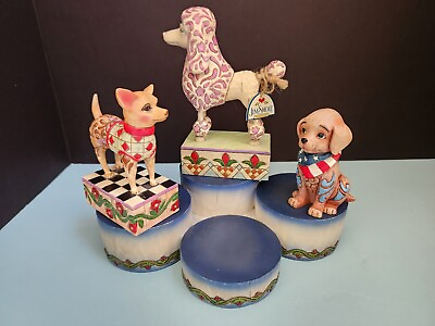 #ad Jim Shore DOG Figurines Lot of 3 LULU CHEECH Patriotic PUPPY amp; DISPLAY STAND $65.00