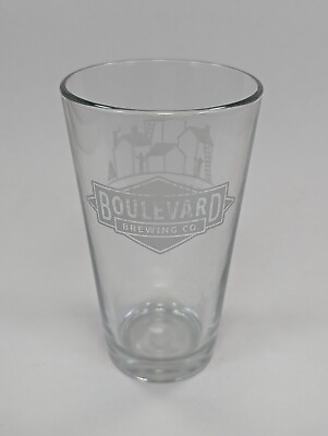 #ad Boulevard Brewing Co. Pint Glass Christmas in October Kansas City Beer $18.94