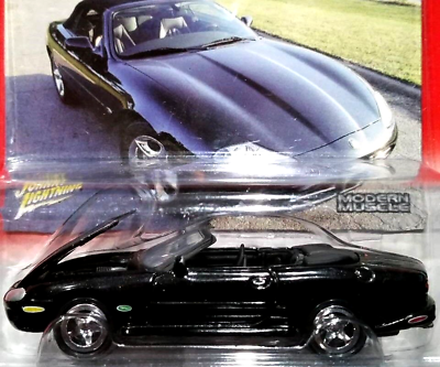 #ad Johnny Lightning 00 2000 Jaguar Convertible Modern Muscle Collectible Car Black $6.99