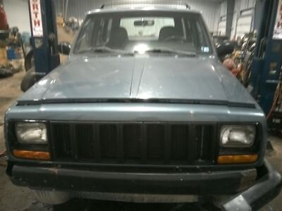 Chassis ECM Below Left Hand Seat And Console Fits 97 99 CHEROKEE 109492 $45.00