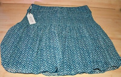 #ad Max Studio Specialty Products light skirt size 8 RETAIL $78.00 $14.90