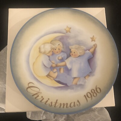 #ad Schmidt 1986 Collectors Christmas Plate “Tell the Heavensquot; Berta Hummel $14.00
