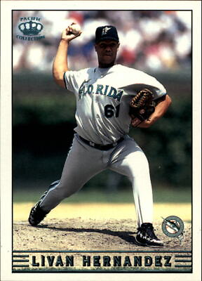 #ad 1999 Pacific Crown Collection Platinum Blue Baseball Card #115 Livan Hernandez $2.40